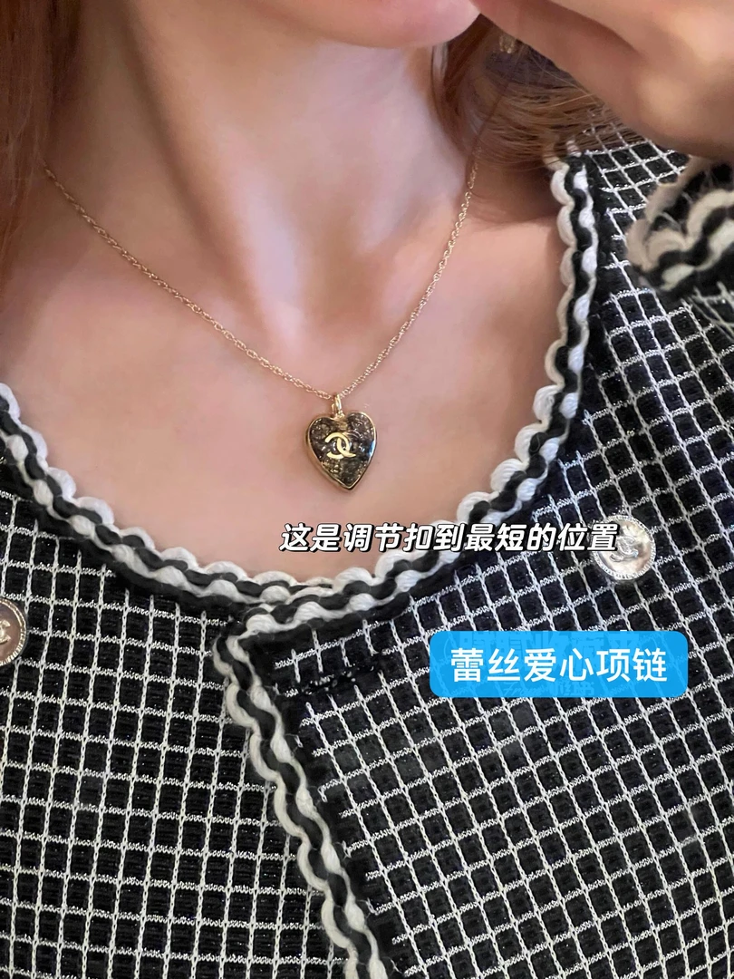 未使用 Chanel/香奈儿 澳海贝/爱心蕾丝项链玫瑰金