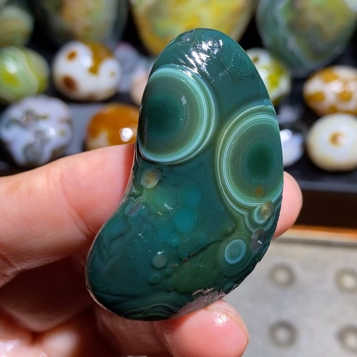 未镶嵌玛瑙/玉髓珠宝半成品44