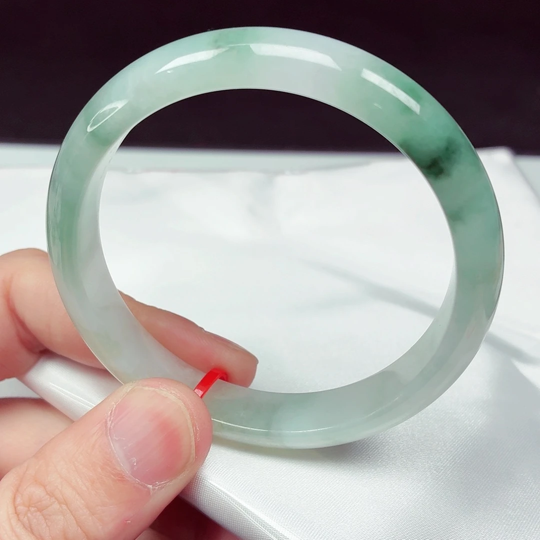 翡翠未镶嵌手镯58圈