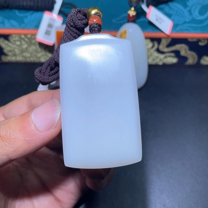 和田玉未镶嵌颈饰J