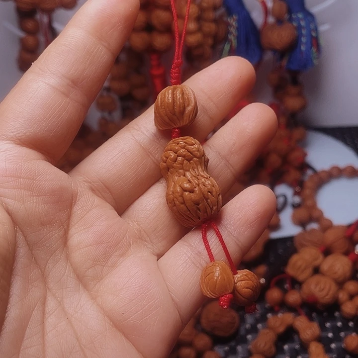 桃核吊坠龙纹桃枭