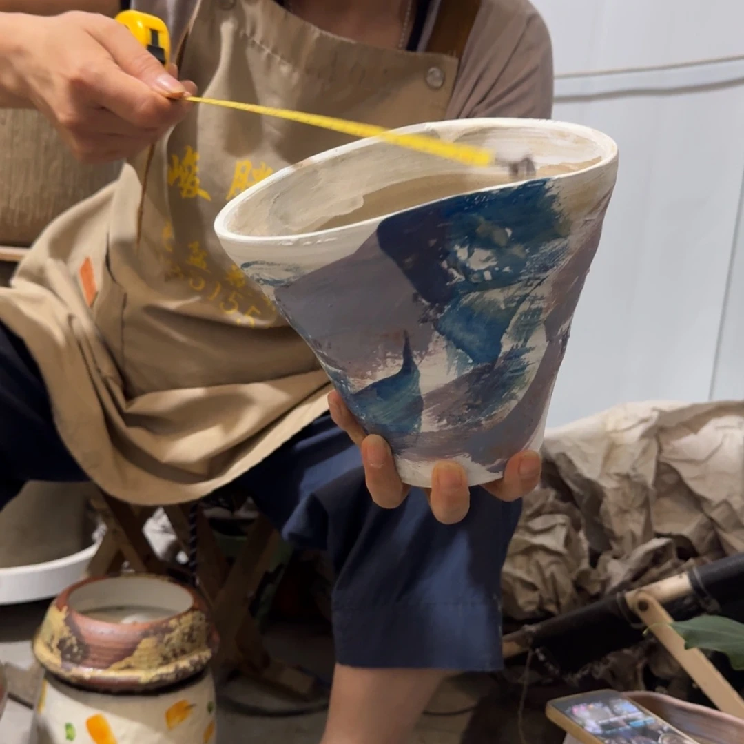 景德镇桌面陶瓷花盆