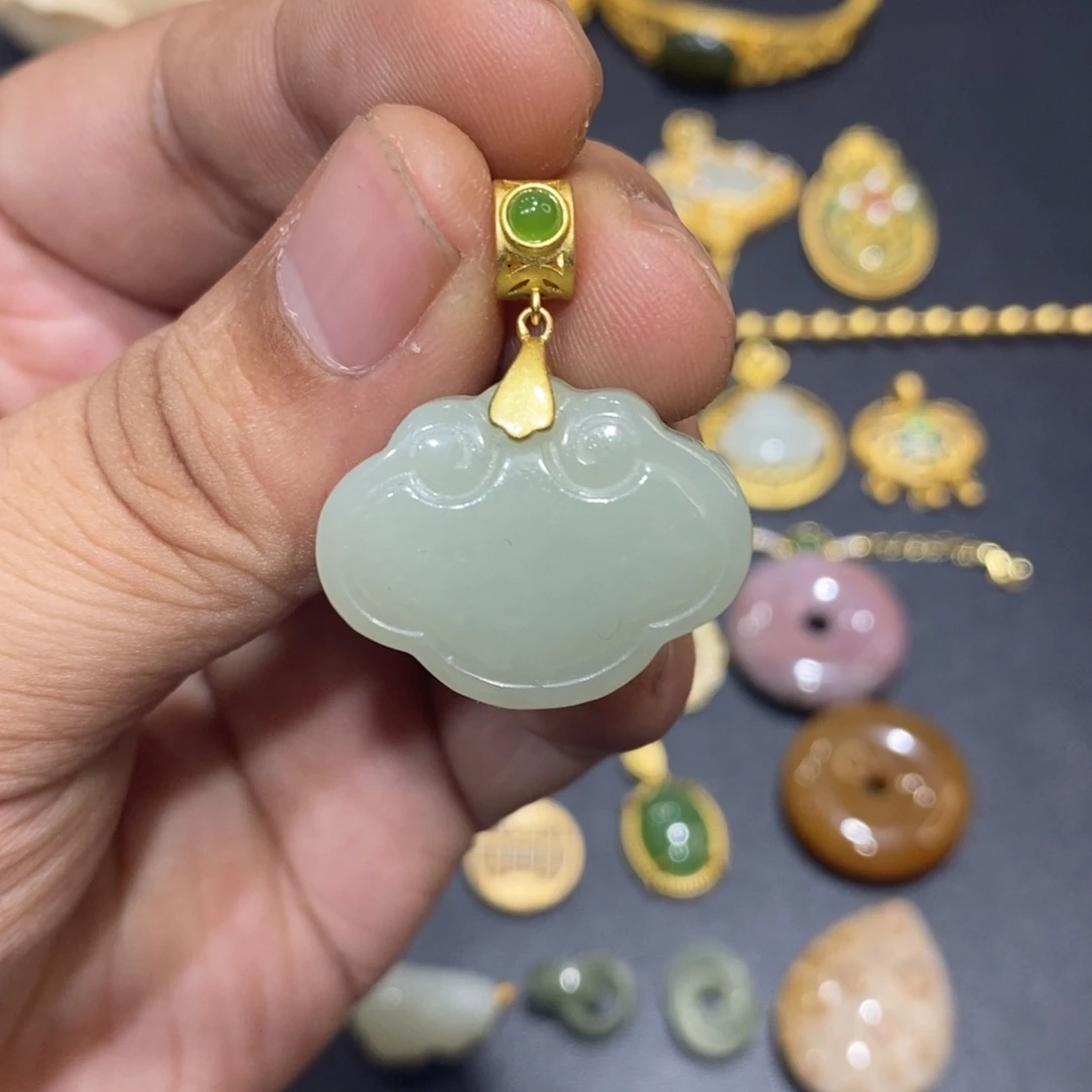 和田玉颈饰银S925镀金镶嵌