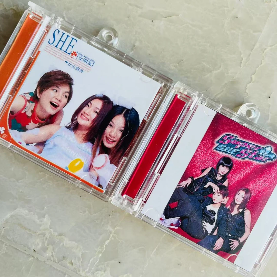 【SHE】NFC迷你专辑钥匙扣周边定制