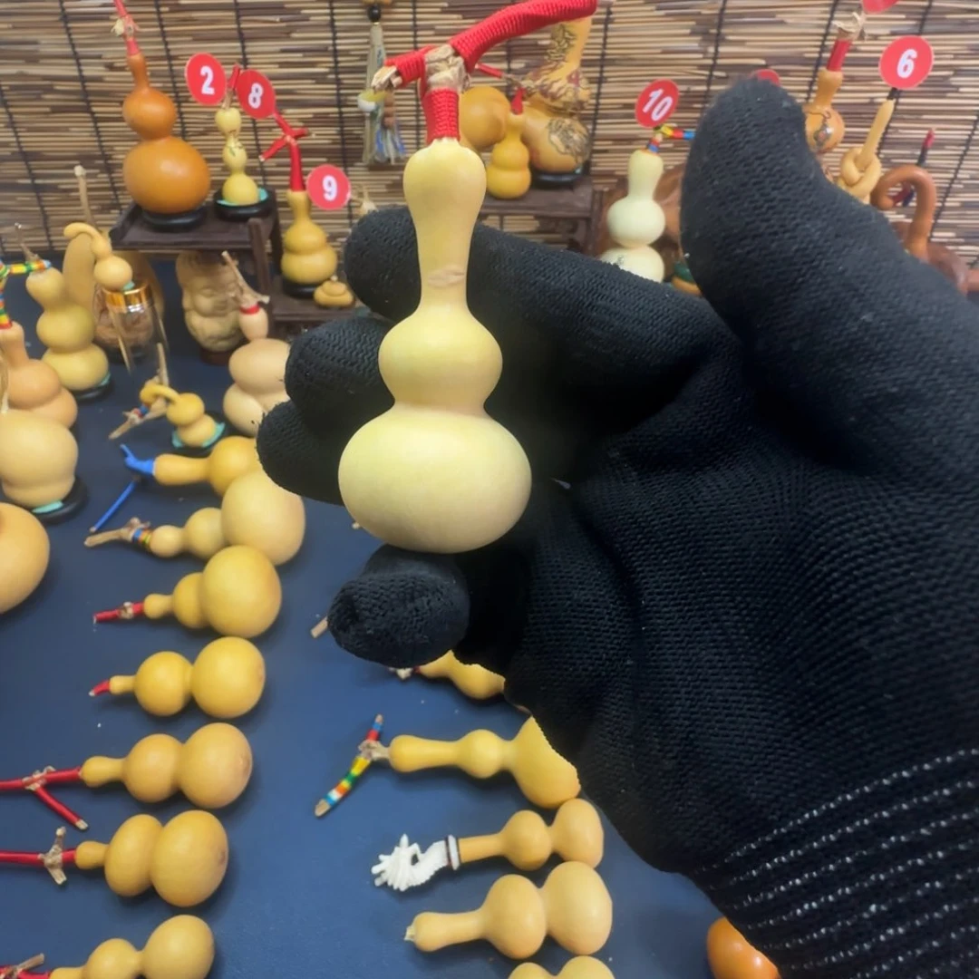 满**辰满眼星辰的八宝葫芦