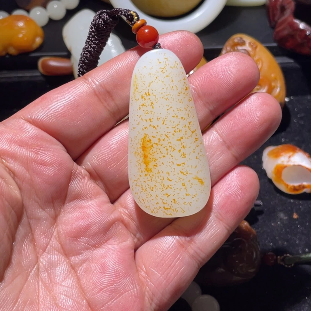 未镶嵌手链和田玉阿*哥