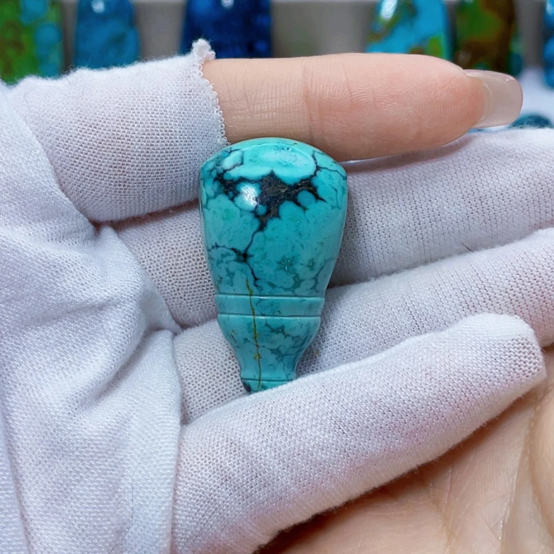 绿松石未镶嵌饰品