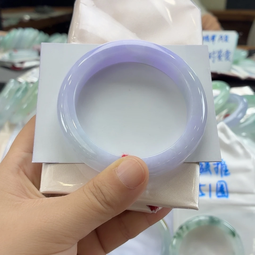 翡翠未镶嵌手镯32号