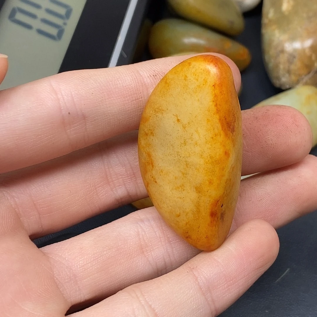 和田玉（糖玉）未镶嵌挂件