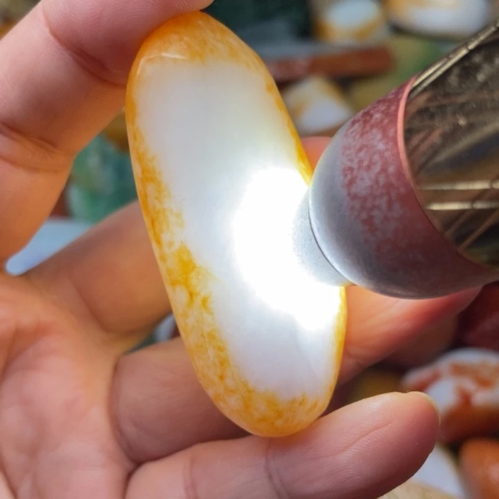 翡翠未镶嵌颈饰缅甸翡翠
