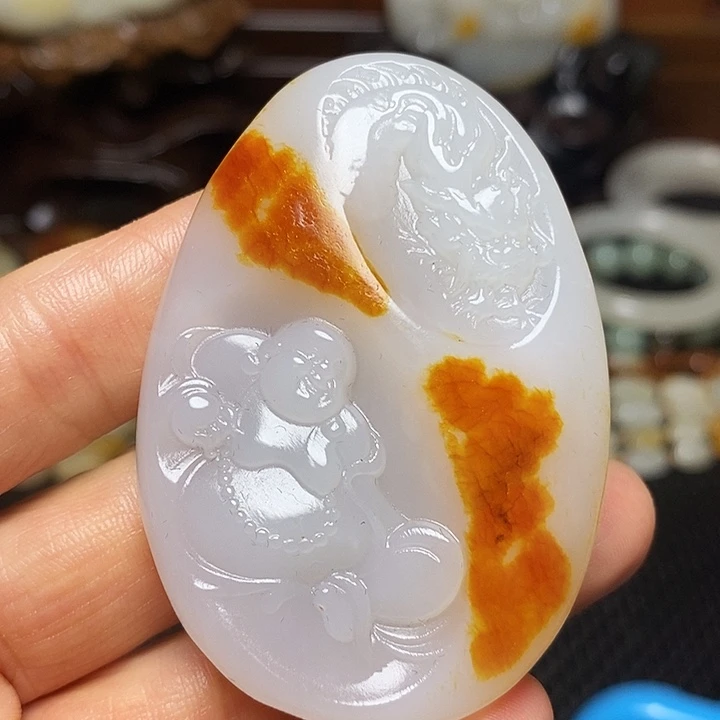 和***财和田玉未镶嵌颈饰