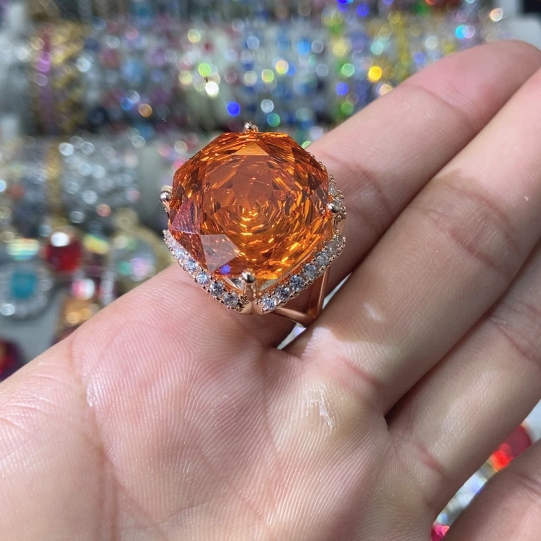 6锆石（处理）戒指