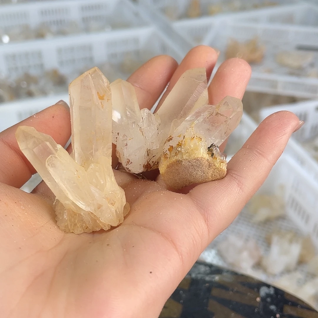 阿***真银S925镶嵌水晶珠宝半成品