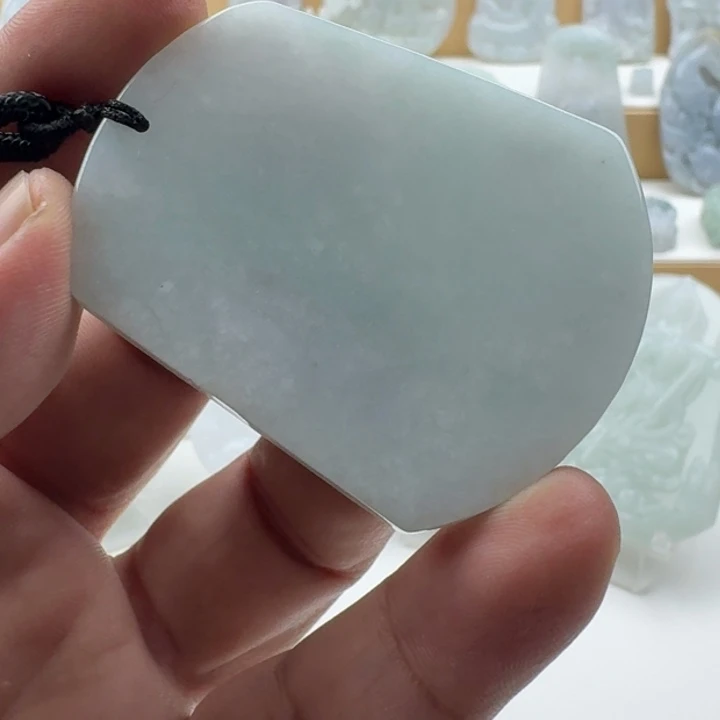 翡翠未镶嵌颈饰天然缅甸A货翡翠