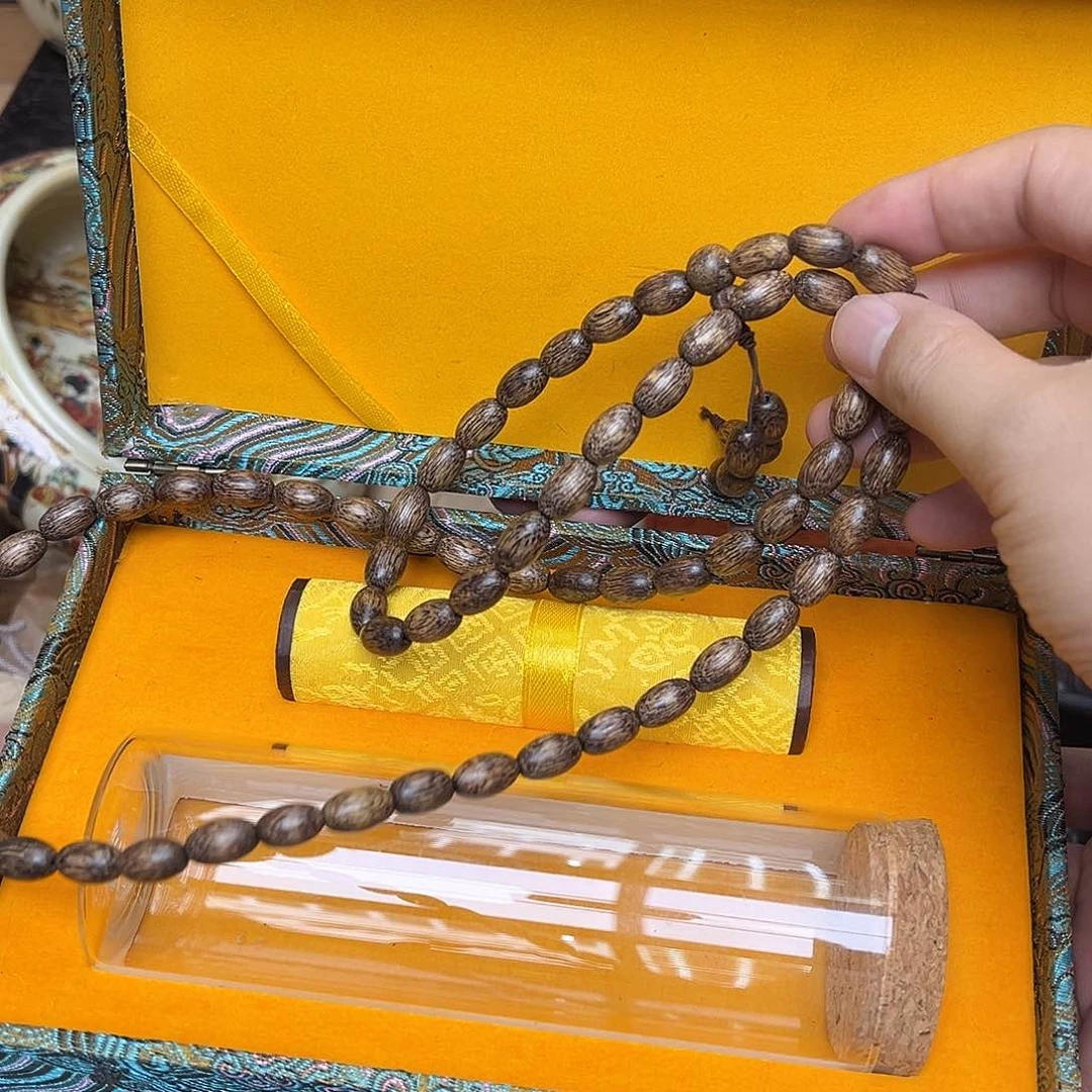 大叶紫檀（黑酸枝木类）