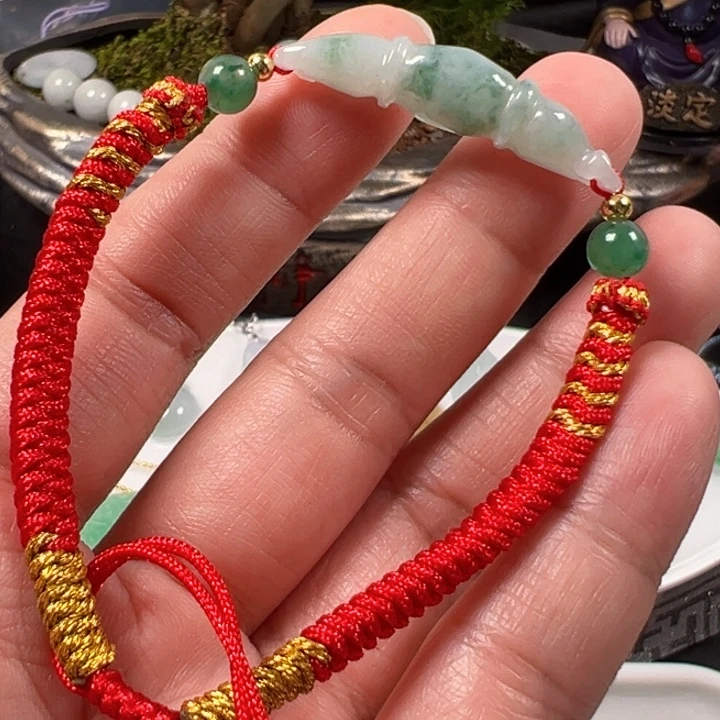 翡翠未镶嵌颈饰节节高升