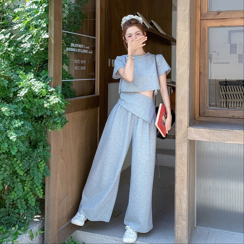 新款灰色简约时尚两件套休闲装2025夏季多尺码可选