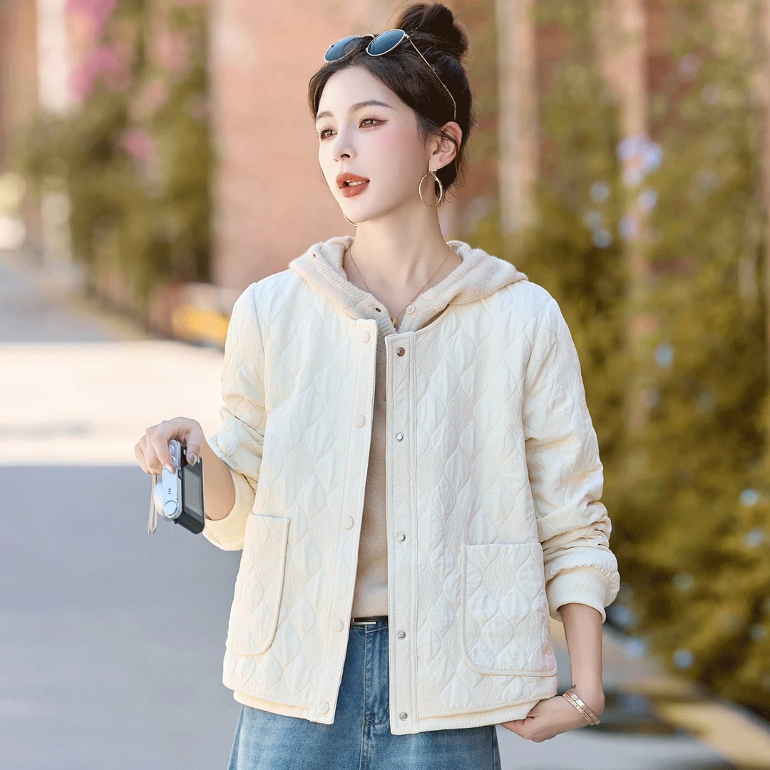 圆领刺绣休闲菱格纹短外套女2025春秋新款小个子洋气棒球服上衣潮