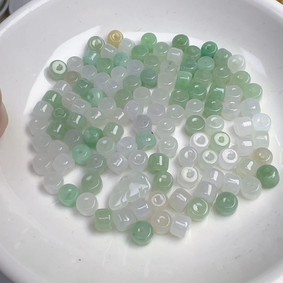 翡翠散珠桶珠三颗 可挑