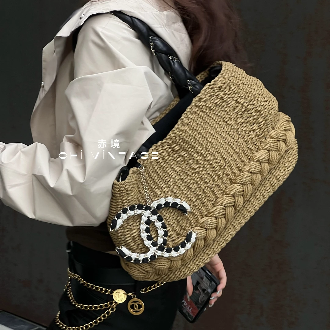 99新 Chanel/香奈儿 7643 藤编超大logo秀款手提包11