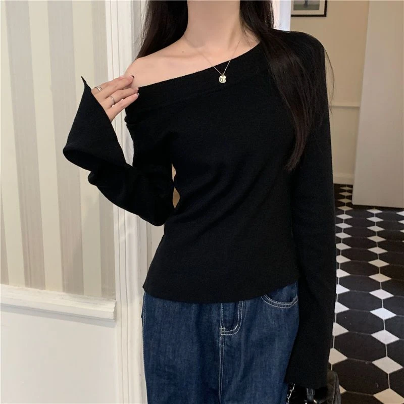 春秋显瘦长袖打底T恤韩版时尚百搭气质ins小众露肩修身性感打底衫