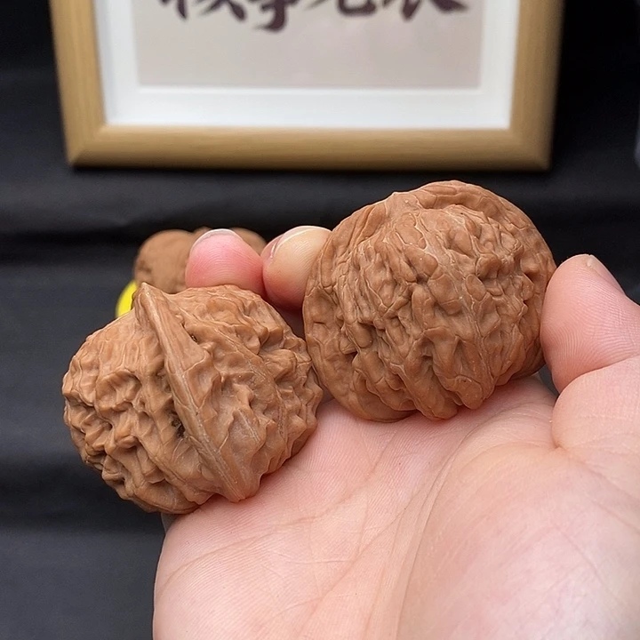 ****生桃核吊坠四座楼全品