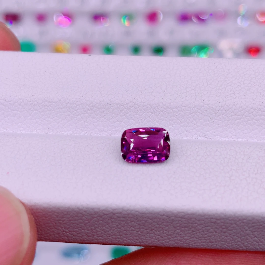 彩色蓝宝石裸石未镶嵌