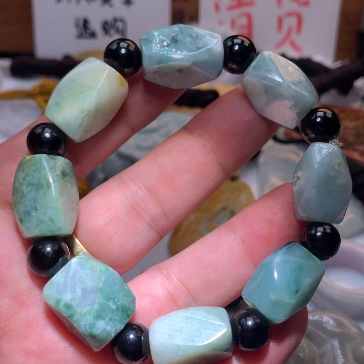 翡翠未镶嵌颈饰保真天然a货翡翠