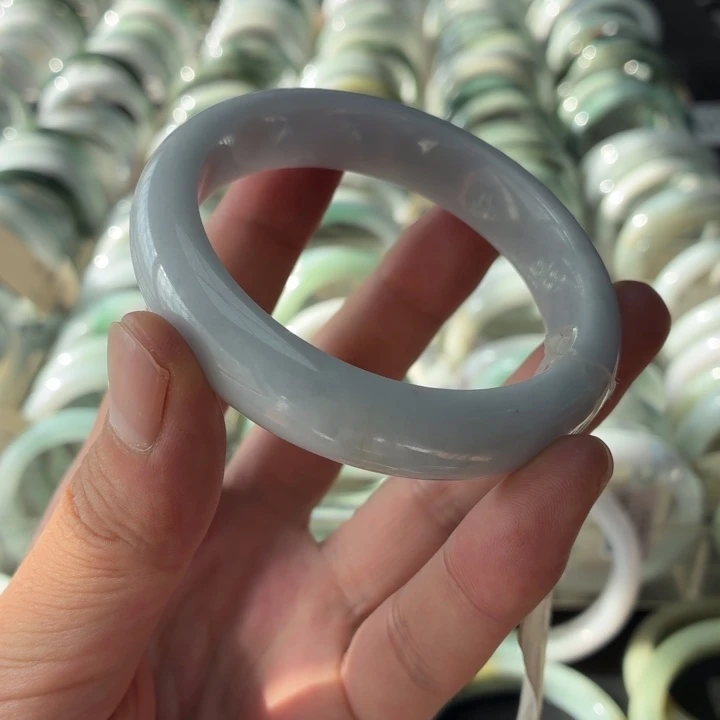 翡翠未镶嵌手镯翡翠手镯