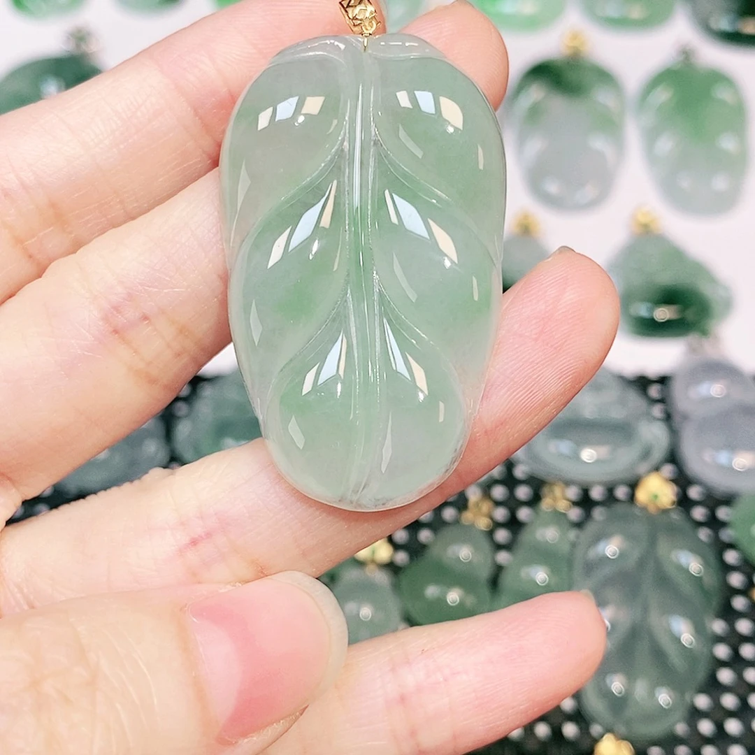 颖***宝吊坠(不含链)18K金镶嵌翡翠