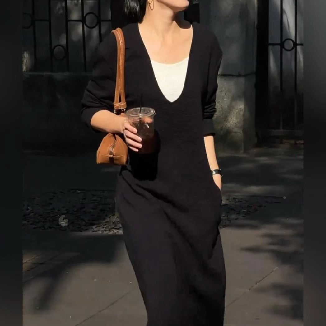 大码女装春季新款法式高级感赫本风连衣裙胖mm设计感遮肉显瘦裙子