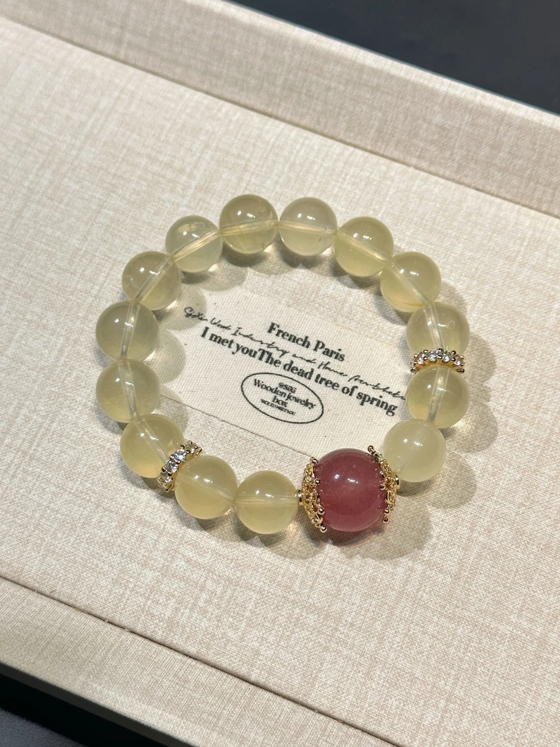 爆闪草莓晶柠檬晶水晶手串手链  颜色微差多样性发其一Y029