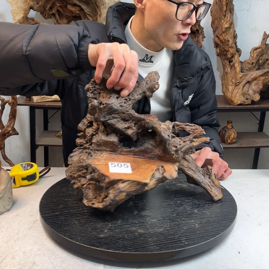 木@****，根雕小底座无拼接