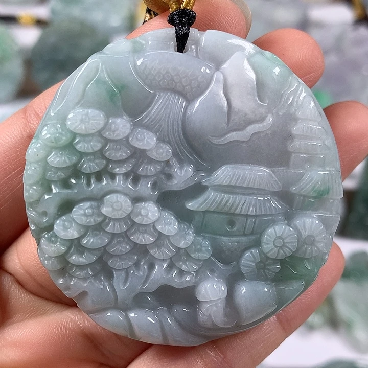 翡翠未镶嵌颈饰山水两面工艺福利