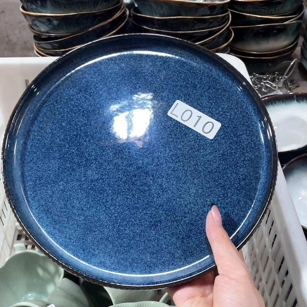 碗010。            两个