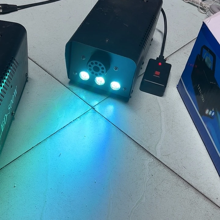 8新烟雾机一个 不包邮