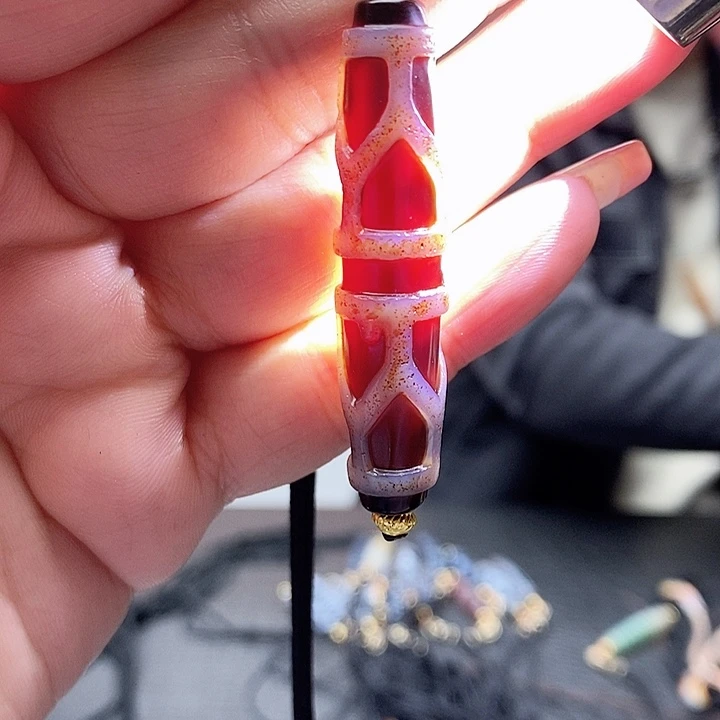 玛瑙/玉髓颈饰合金