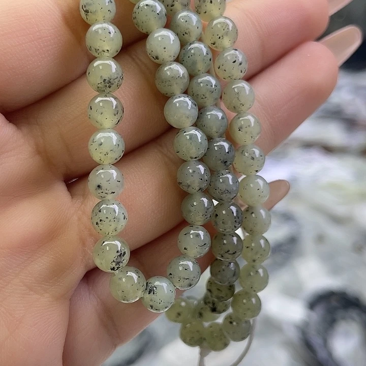 和田玉未镶嵌手串