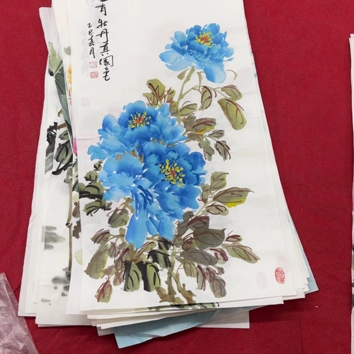 国画花鸟等图案和造型各有