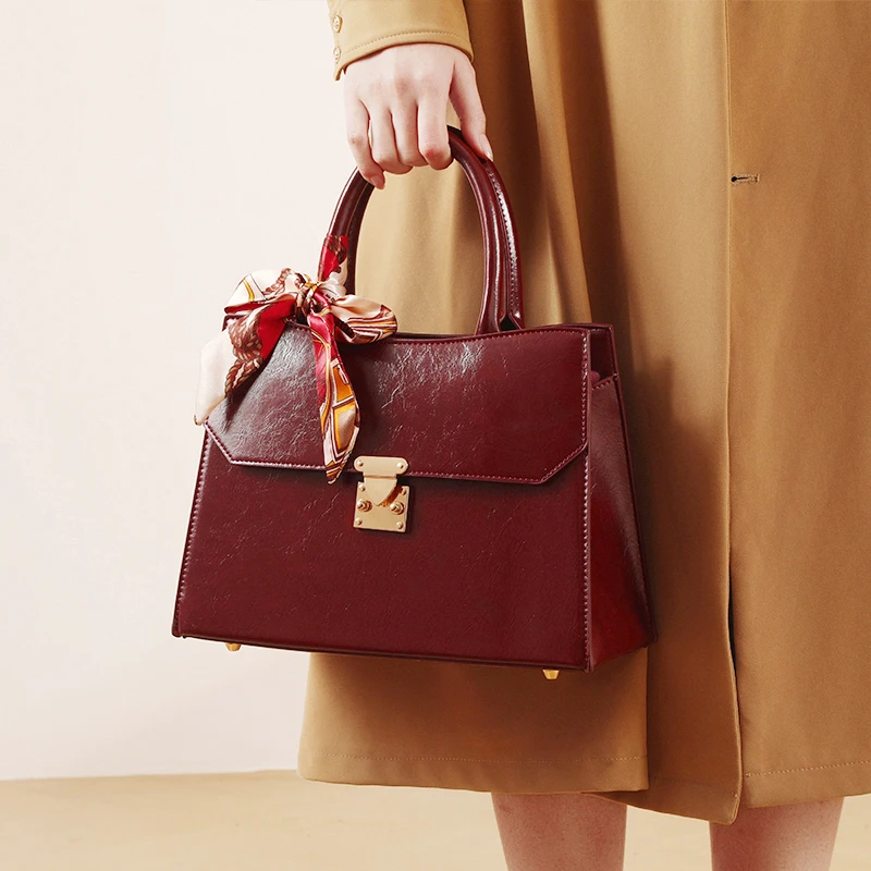 复古红色包包女轻奢高级感新娘结婚包百搭油蜡皮手提包妈妈斜挎包