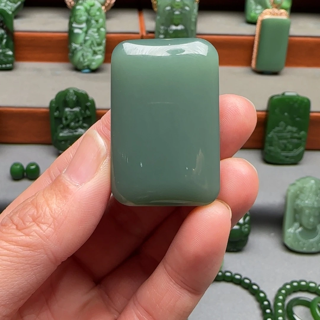 未镶嵌和田玉挂件