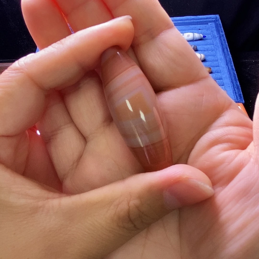 用***8玛瑙/玉髓未镶嵌颈饰