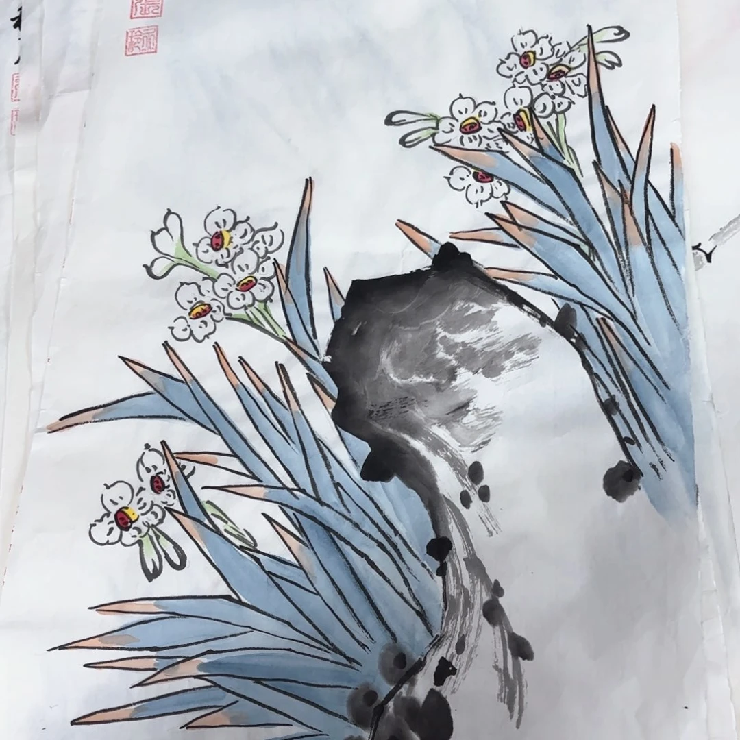 国画张永玲四尺四开花鸟朱