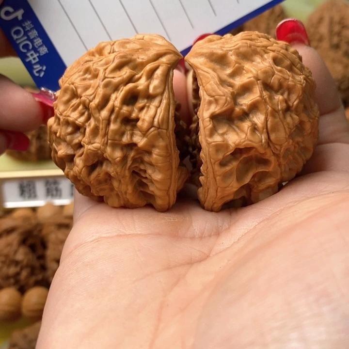 桃核吊坠半***醋大蛇王聚宝盆