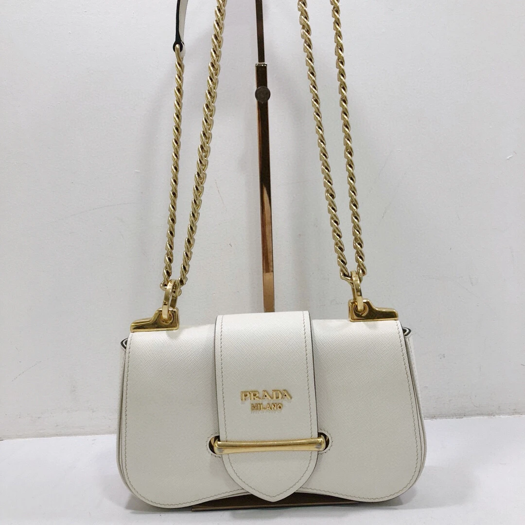 95新 Prada/普拉达 普拉达全皮白金屁股链条单肩挎包包