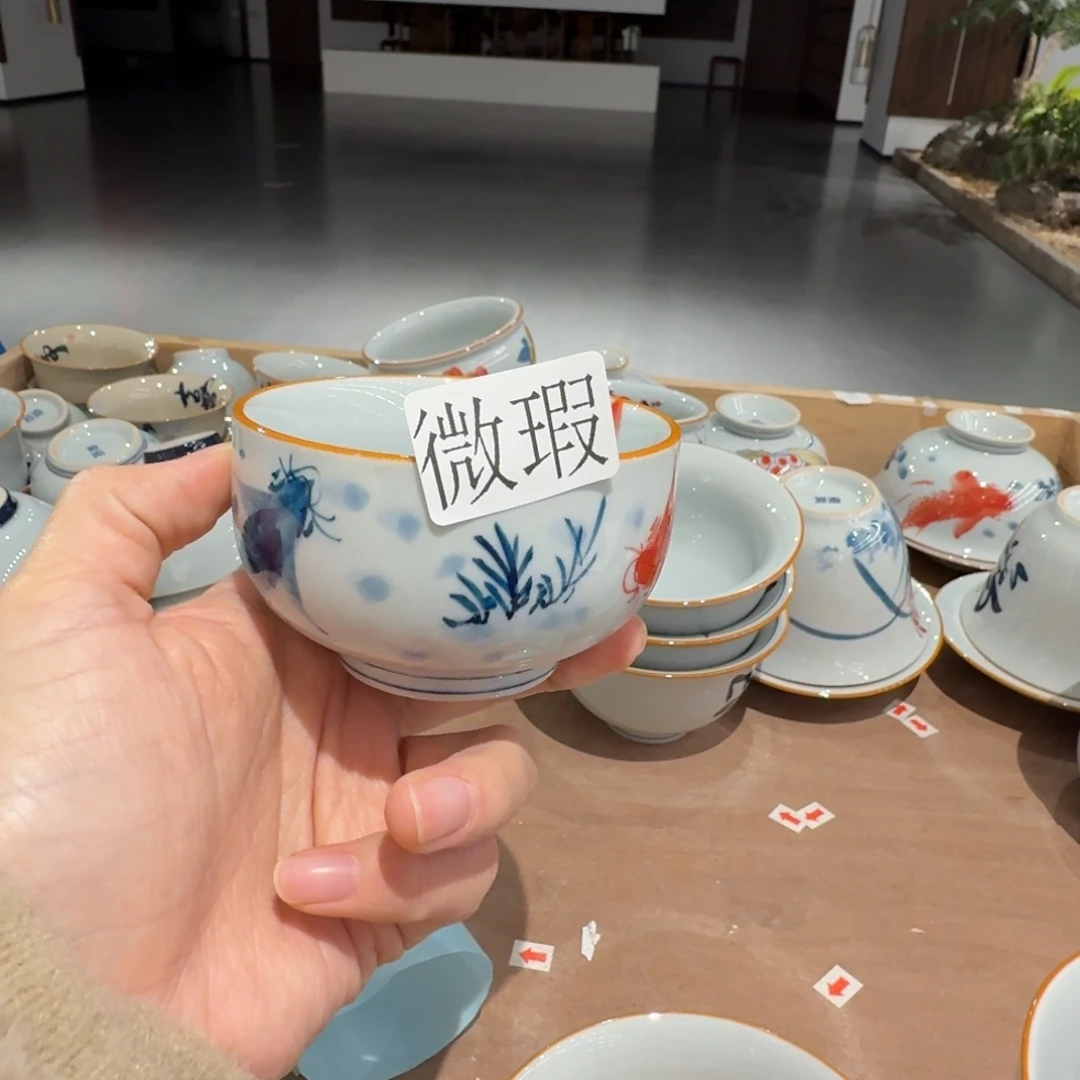 釉下手绘茶具微瑕