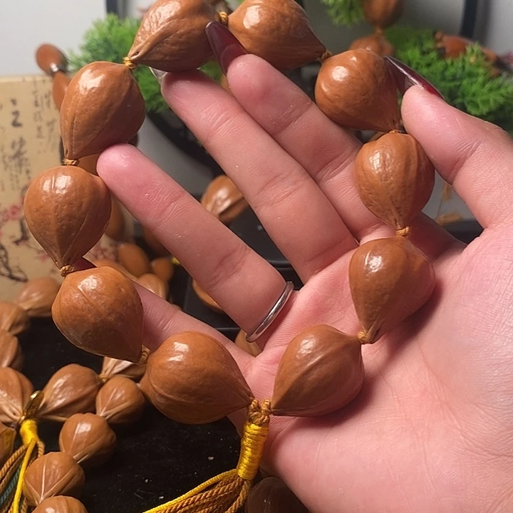 橄榄核手串/手链2.2✖️2.8鸡血红蒜头10精品