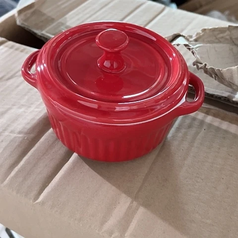 微瑕，不能明火，口径9，高度5变形2套