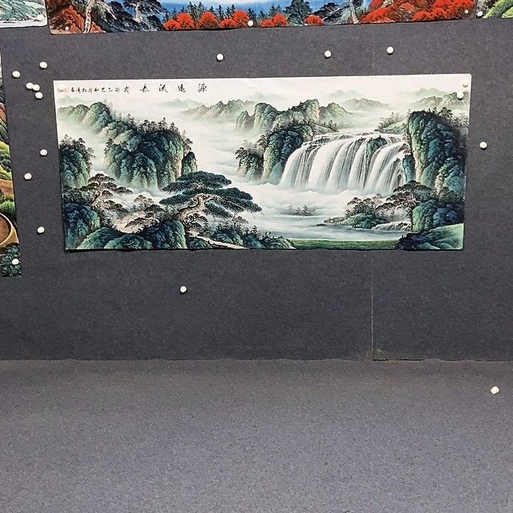 国画小八尺山水一副