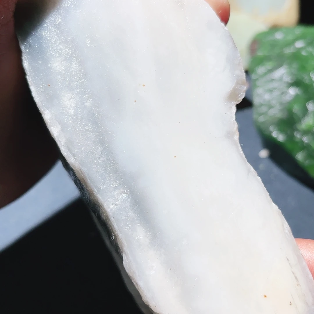 和田玉未镶嵌珠宝奇石